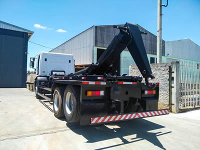 Equipamento Roll on Roll off